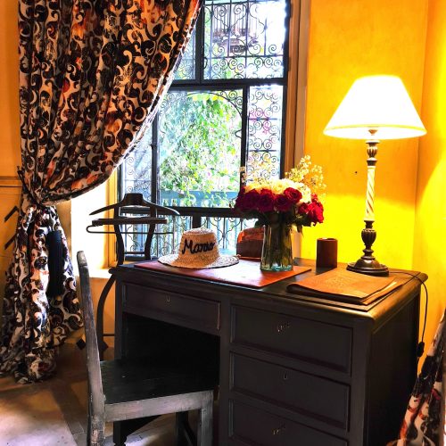 Pacha bureau
